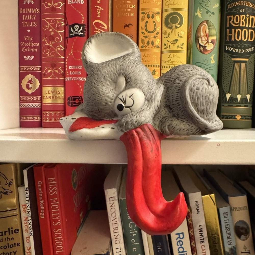 Vtg 1980s Mouse Christmas Shelf Sitter Cozy Cottagecore Decor House of Lloyd